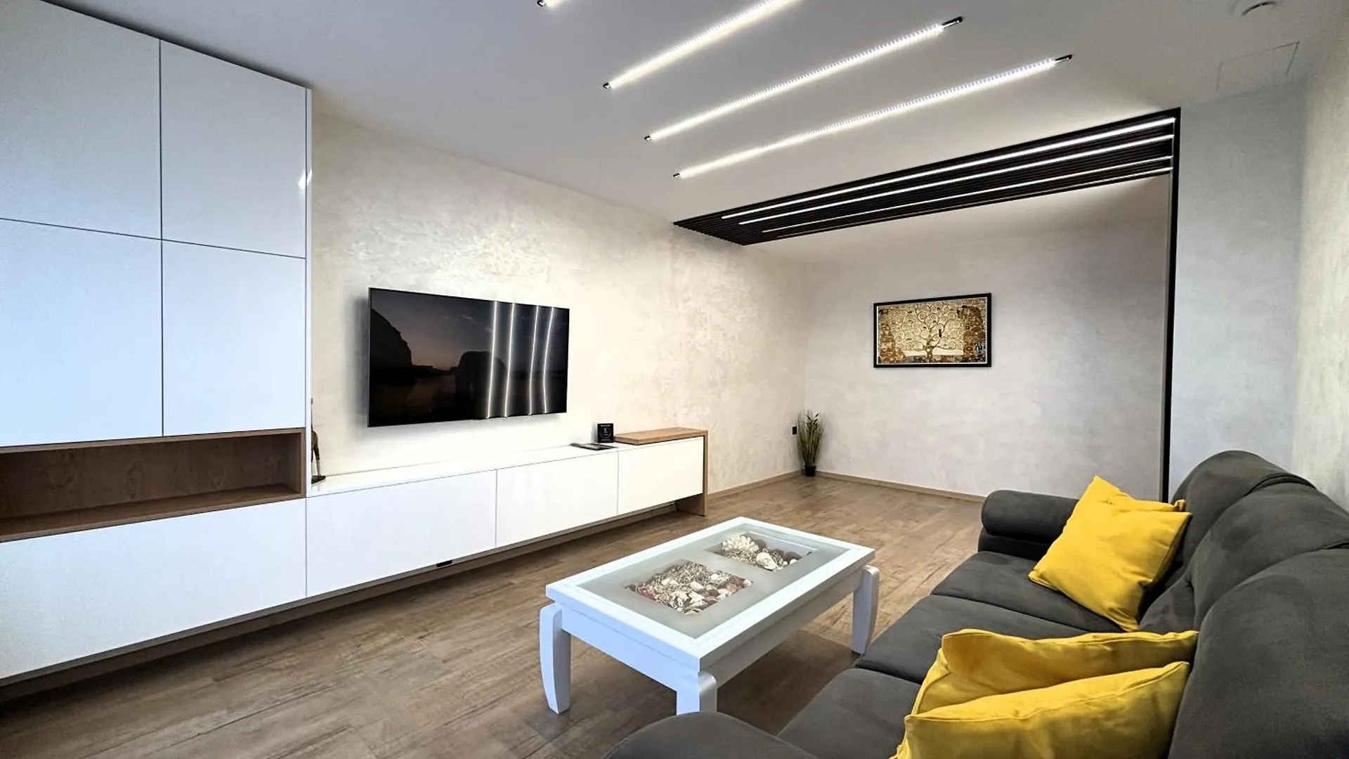 Apartment 122 Burgas